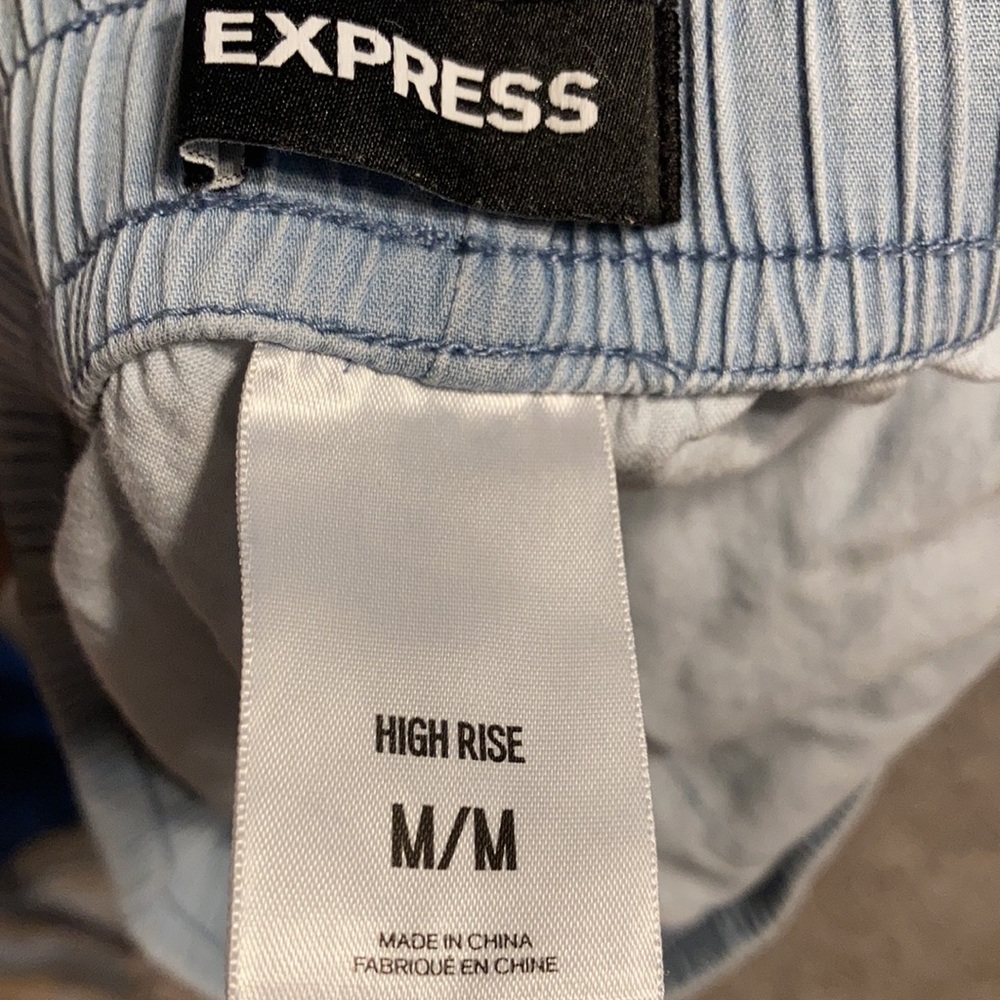 🌻Express Shorts - Picture 6 of 6